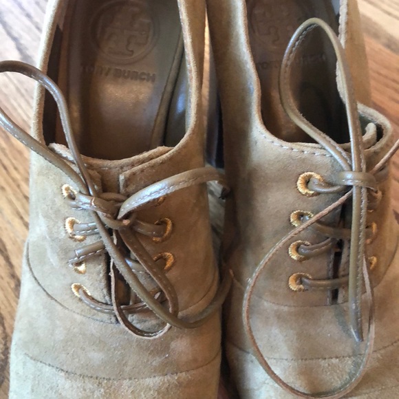 Tory Burch suede heeled shoes - Picture 8 of 9